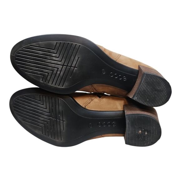 Ecco Soft Tan Suede Stacked Heal Almond Toe Size 8 / 8.5 - Picture 7 of 9